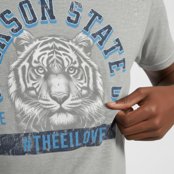 20260812152403-1f19661d-9dc3-6420-bc14-469cf57ee134.png Jackson State Univ #TheeILove Men's Navy Jersey Short Sleeve Tee