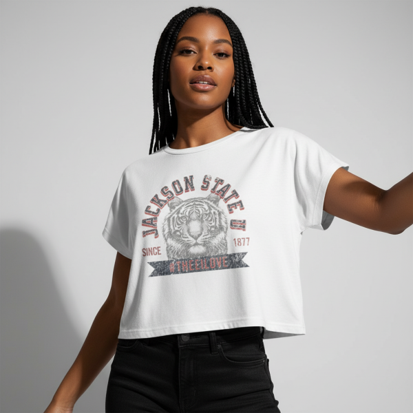 20260812161111-1f196686-faa3-628a-af14-66b05d325eb2.png Jackson State Univ #TheeILove Women's Navy Women's Flowy Cropped Tee